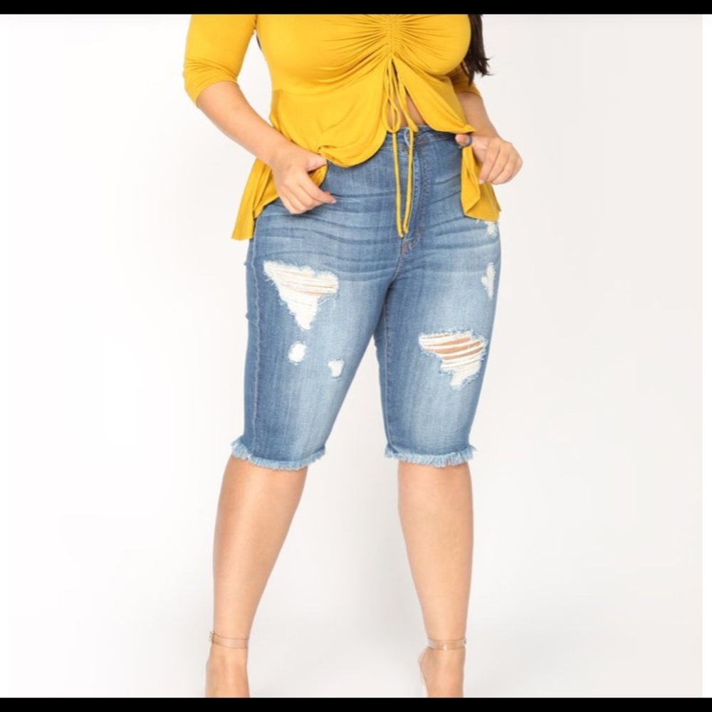 Bermuda Shorts - Medium Blue Wash Size 2x